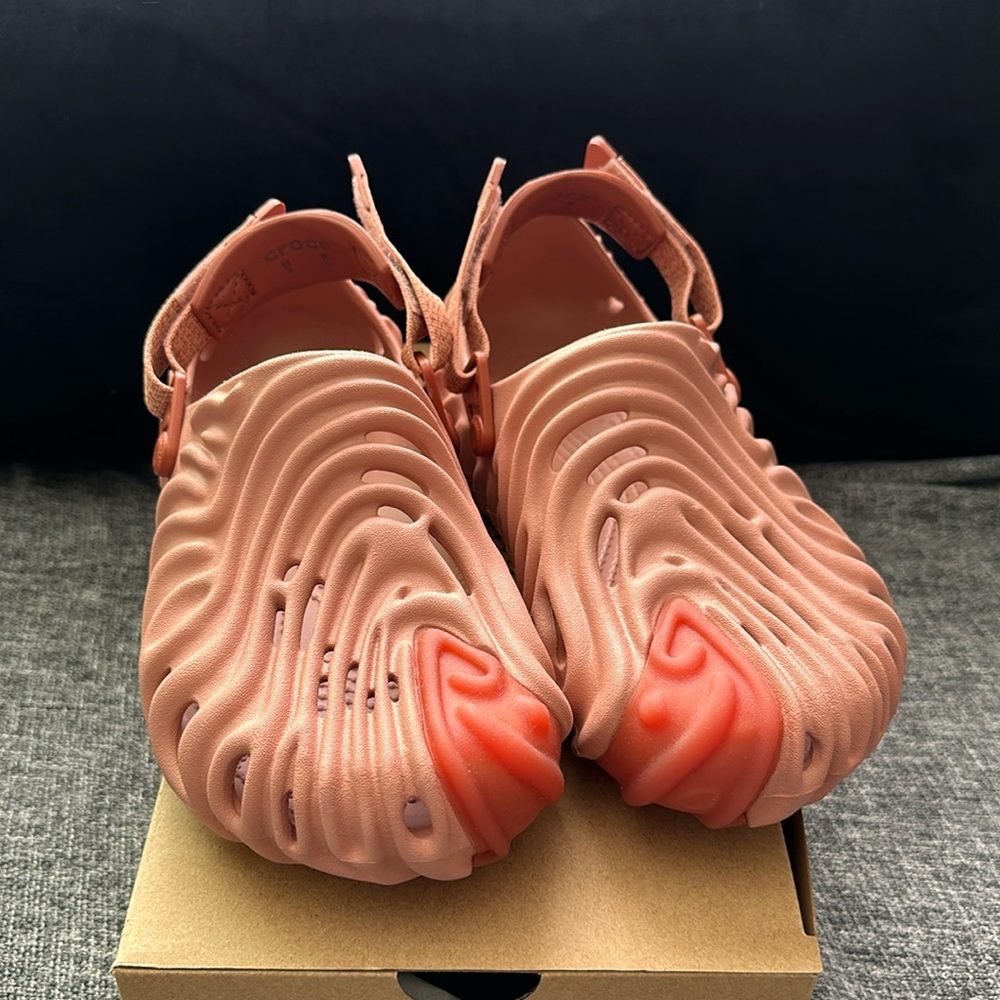 Salehebembury xthepollexclog CROCS (Pale Blush)